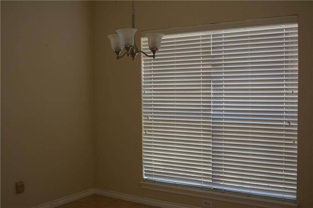 1702 Shady Creek Drive, Lewisville, TX 75067