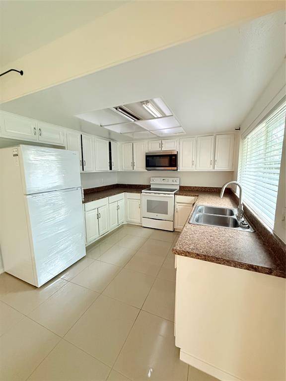 2707 Mark Twain Drive, Farmers Branch, TX 75234