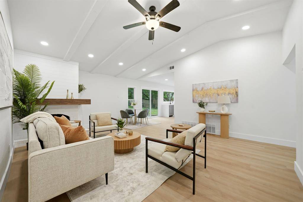 1209 Briarcove Drive, Richardson, TX 75081