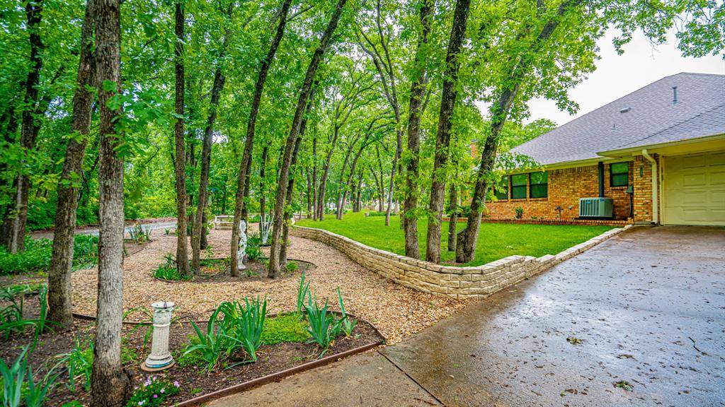 6520 Fall Creek Highway, Granbury, TX 76049