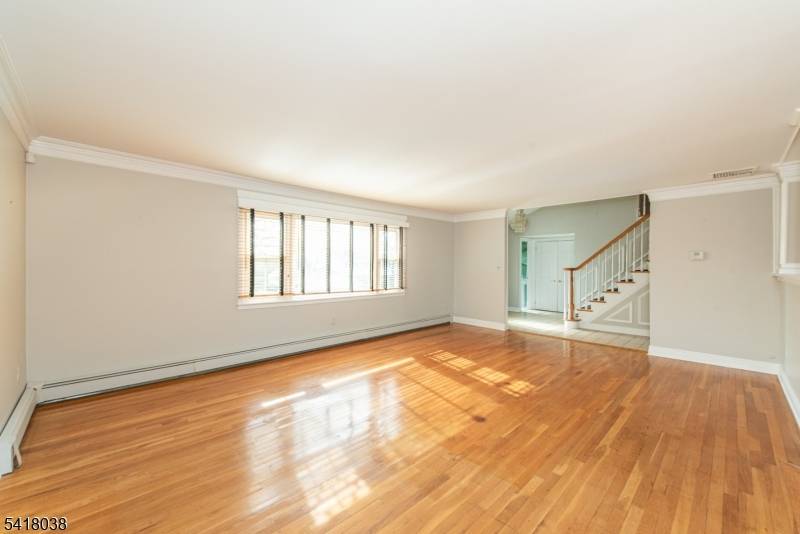 10 Celtic Way, Parsippany-troy Hills Twp., NJ 07054