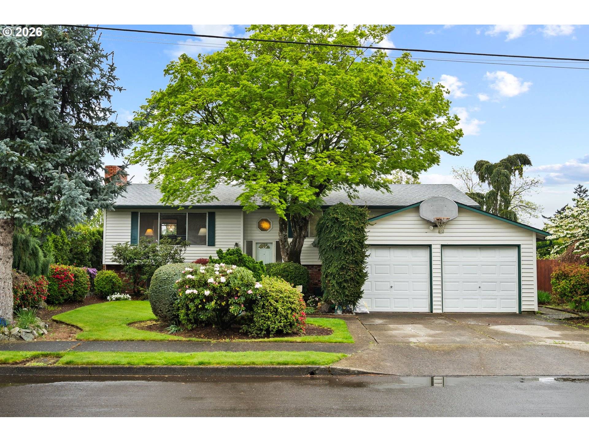 470 NW BELLA VISTA DR, Gresham, OR 97030