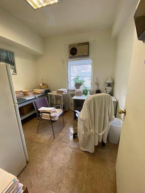 2000 Kings HWY, Brooklyn, NY 11229