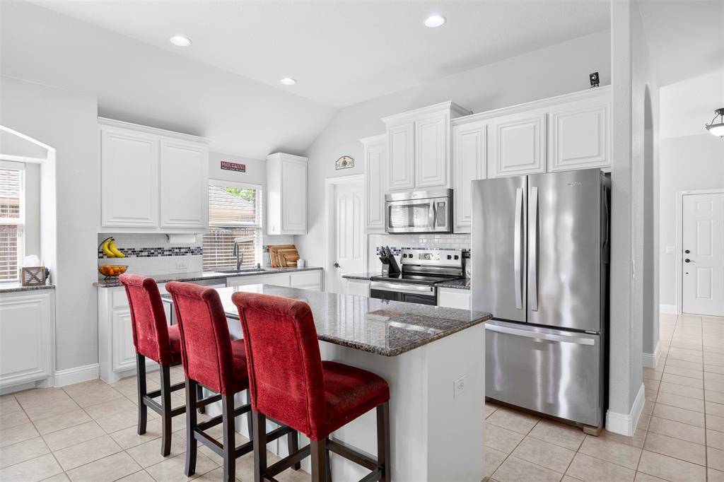 6618 Thistle Wood Drive, Midlothian, TX 76065