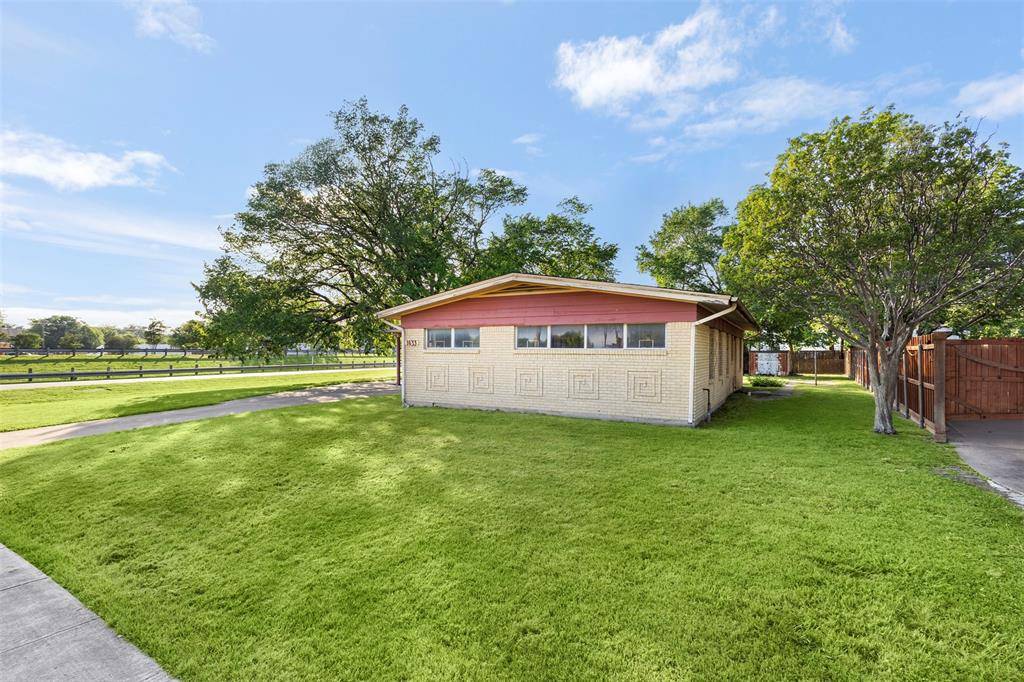 1633 Park Place, Irving, TX 75061