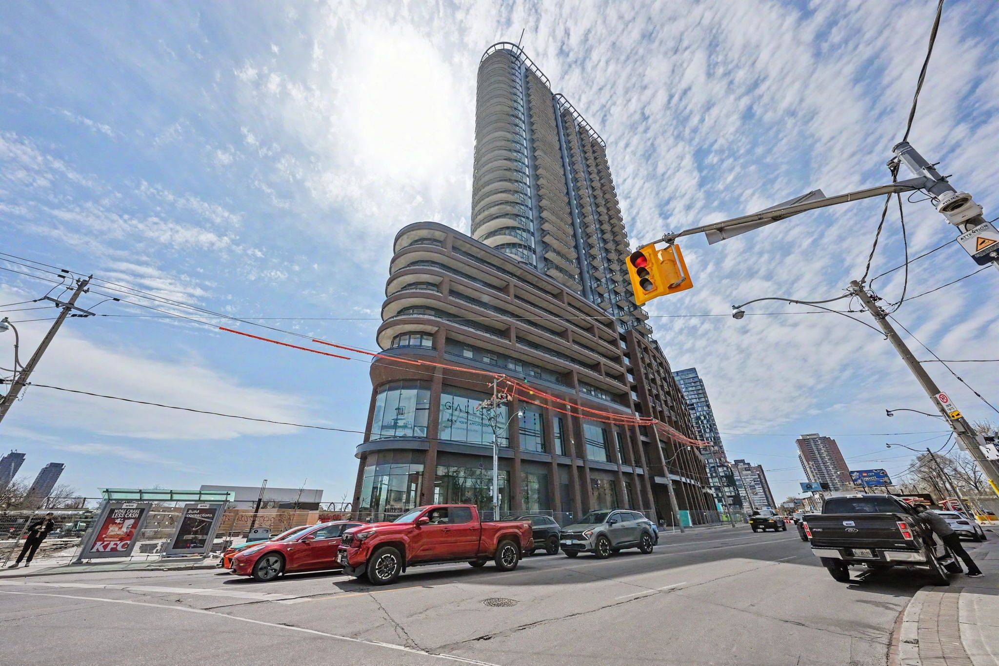 1185 Dupont ST #1306, Toronto W02, ON M6H 0G5