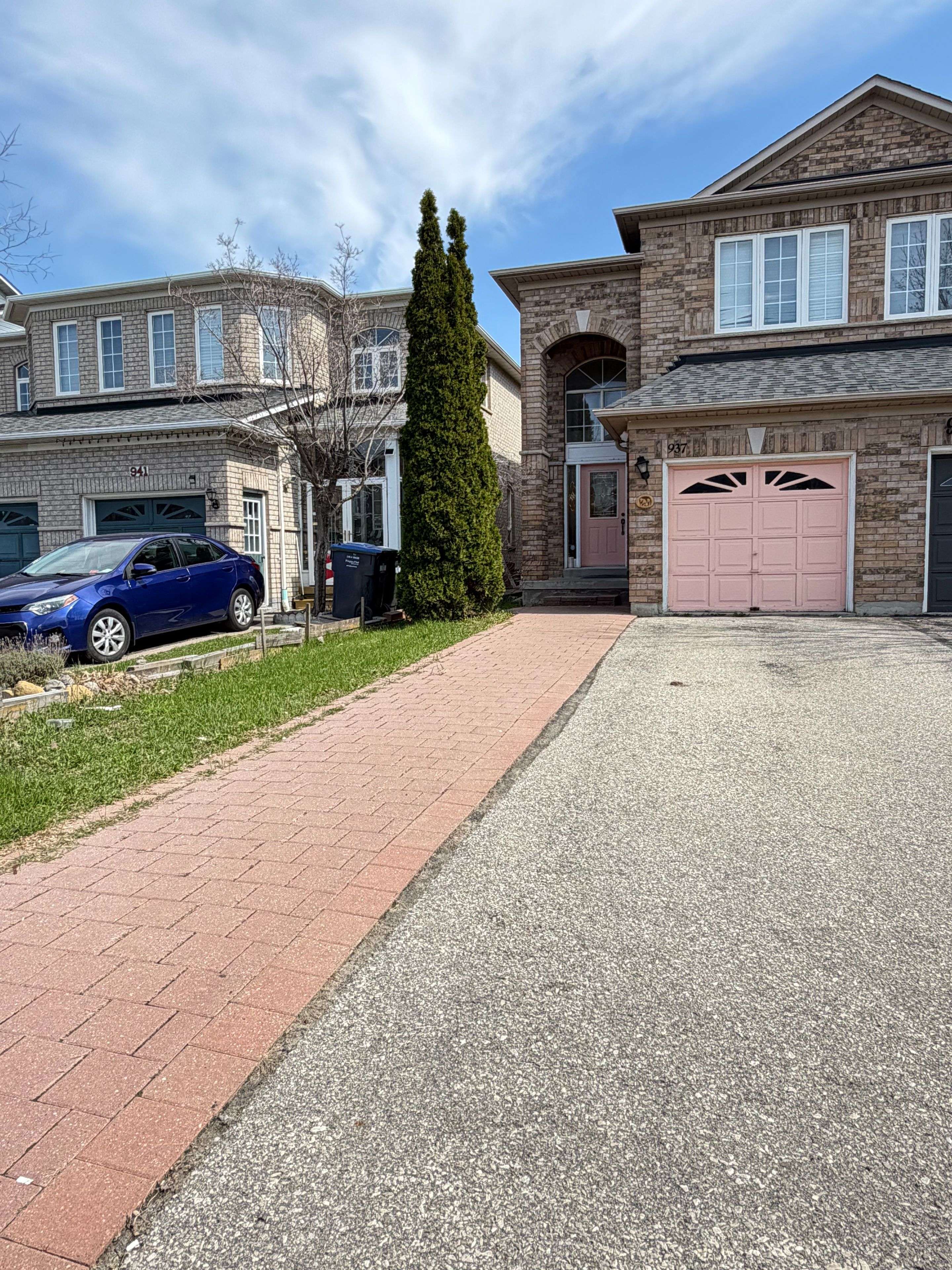 937 Ledbury CRES, Mississauga, ON L5V 2R3
