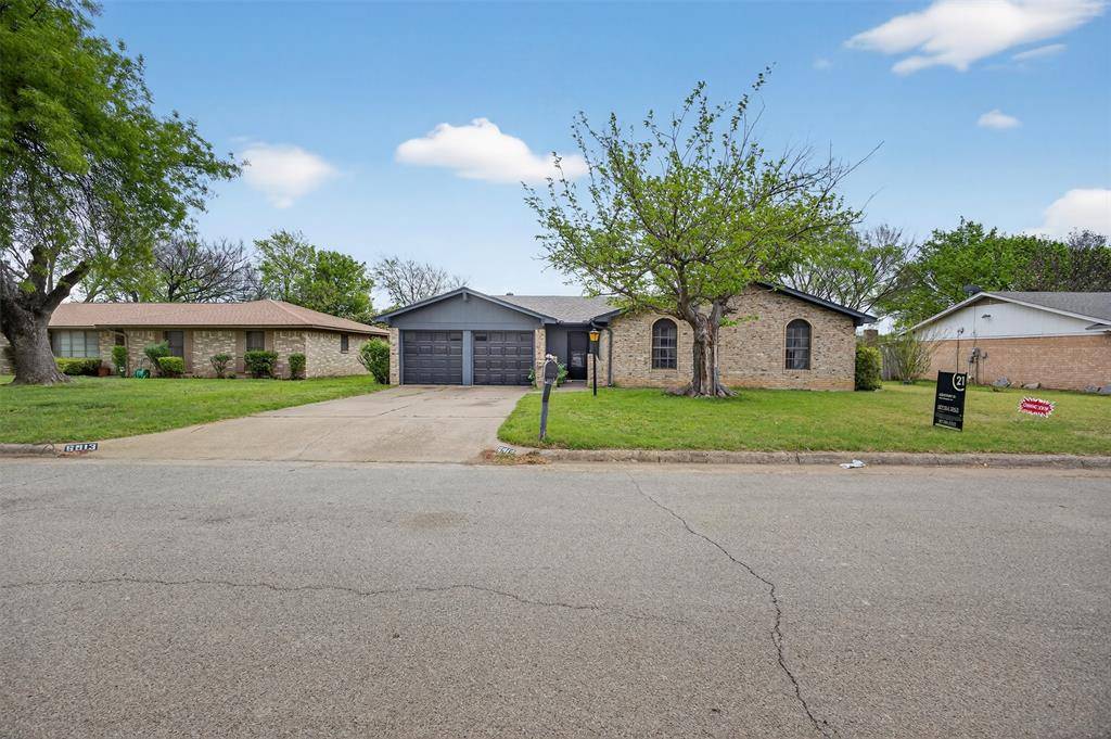 6913 Gettysburg Drive, Forest Hill, TX 76140