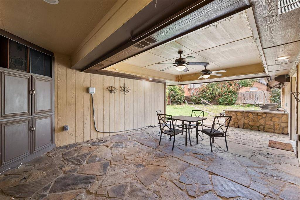 1014 Kingston Drive, Mansfield, TX 76063