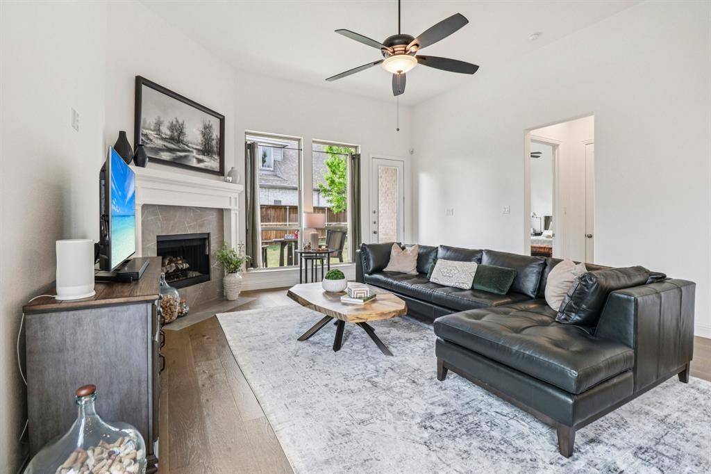 8277 Halifax, The Colony, TX 75056