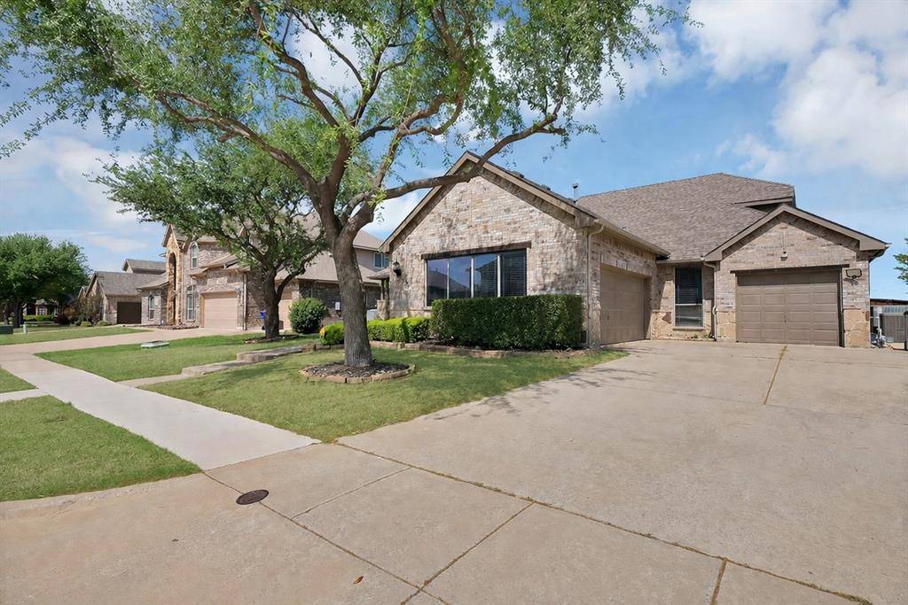 917 White Porch Avenue, Forney, TX 75126