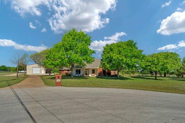 1411 Honeysuckle Ridge Court, Midlothian, TX 76065