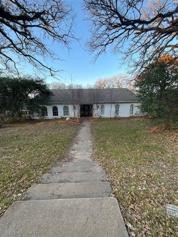 4106 Hollow Oak Drive, Euless, TX 76040