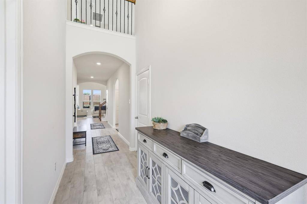 14868 Gilley Lane, Fort Worth, TX 76052