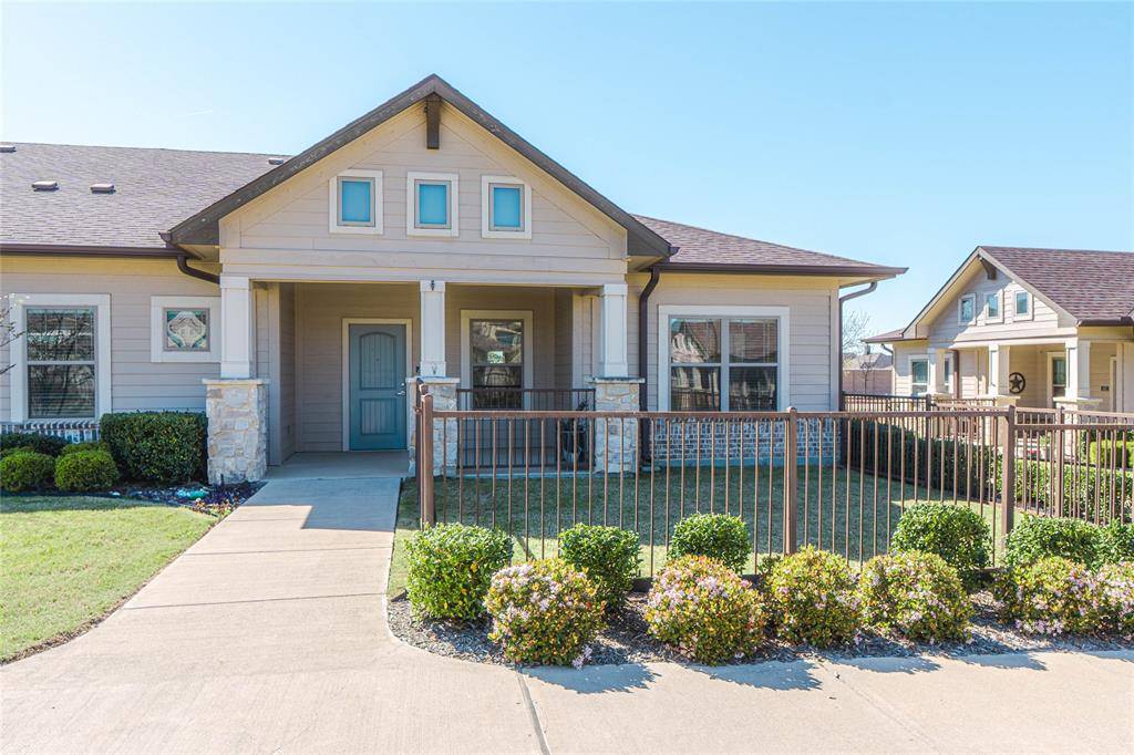 240 Washington Street #201, Red Oak, TX 75154