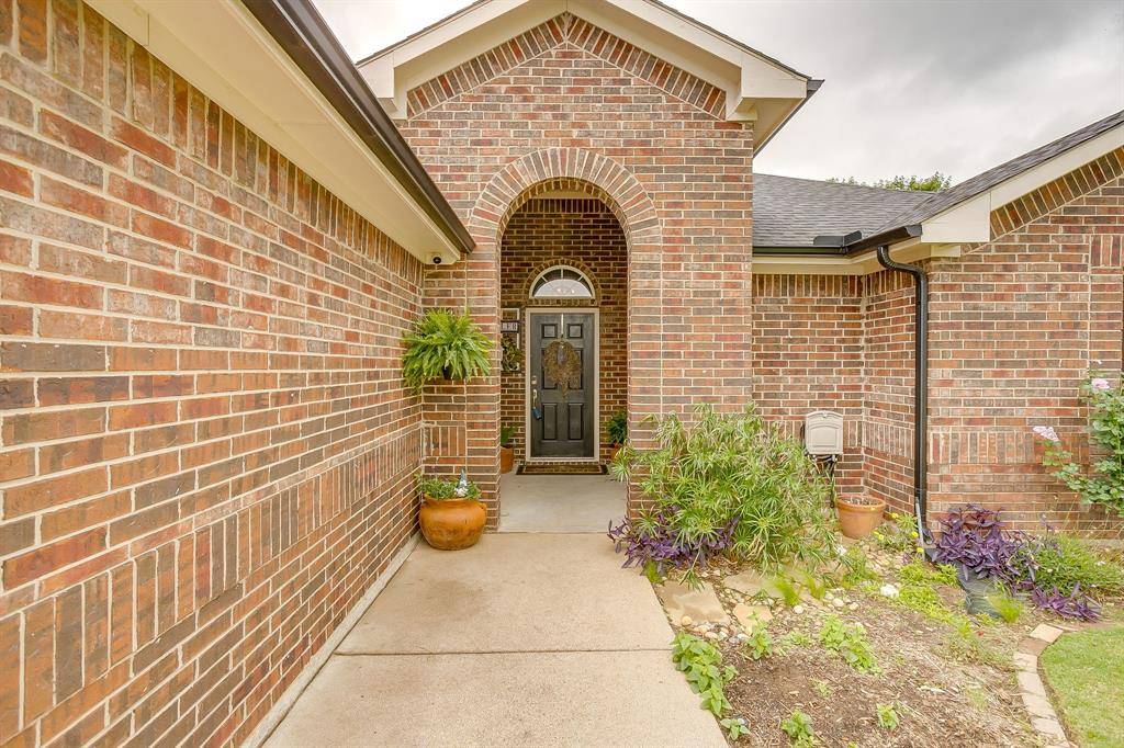 2408 Buffalo Run, Burleson, TX 76028