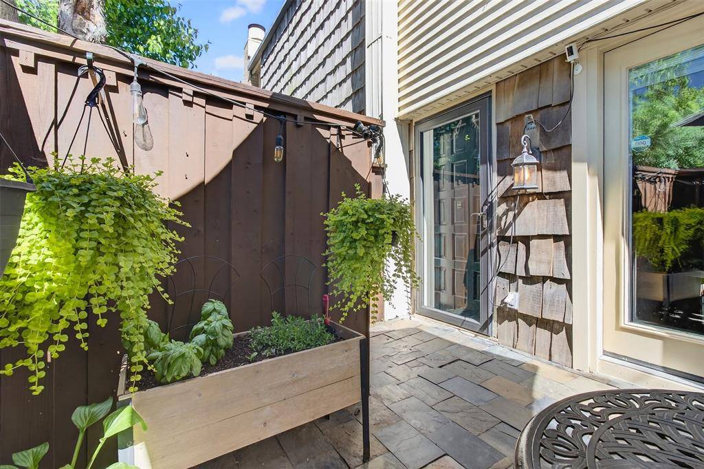 2702 Douglas Avenue #126, Dallas, TX 75219