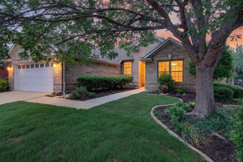 9504 Pinewood Drive, Denton, TX 76207
