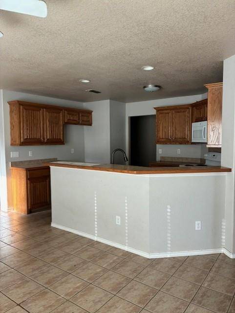 1157 N 3rd Street, Wills Point, TX 75169