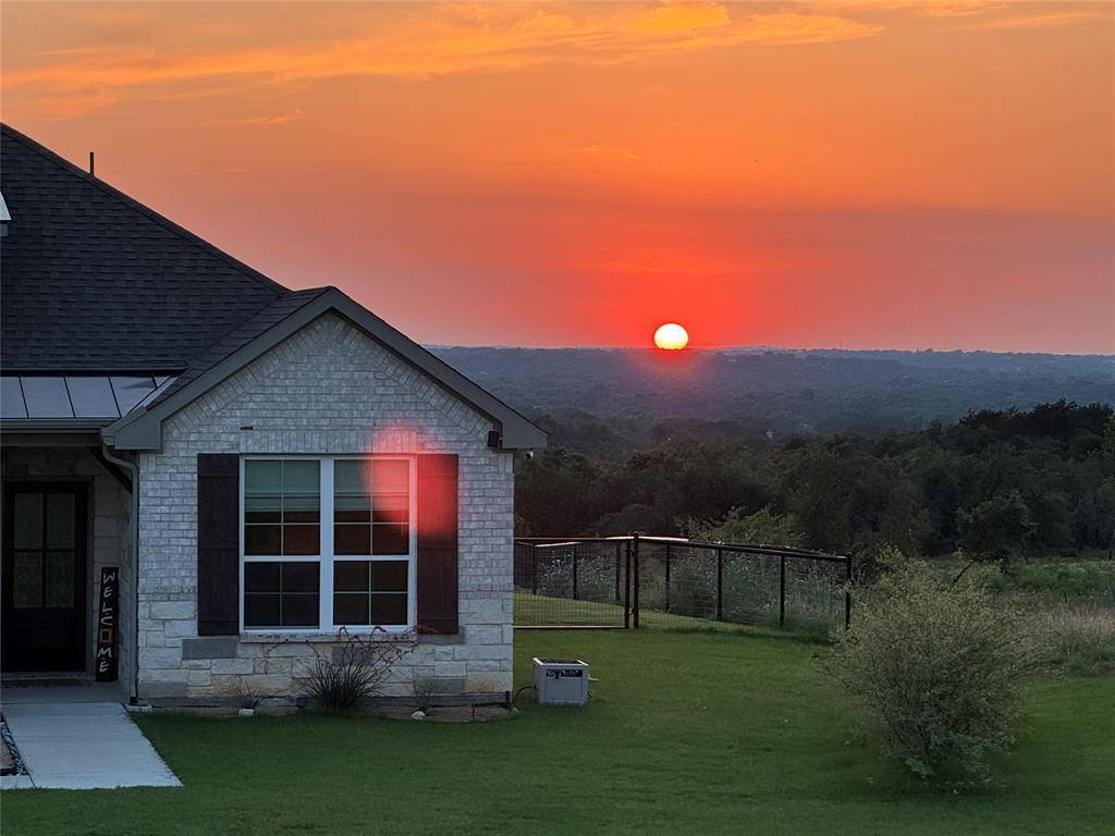 1089 Flagstone Drive, Weatherford, TX 76085