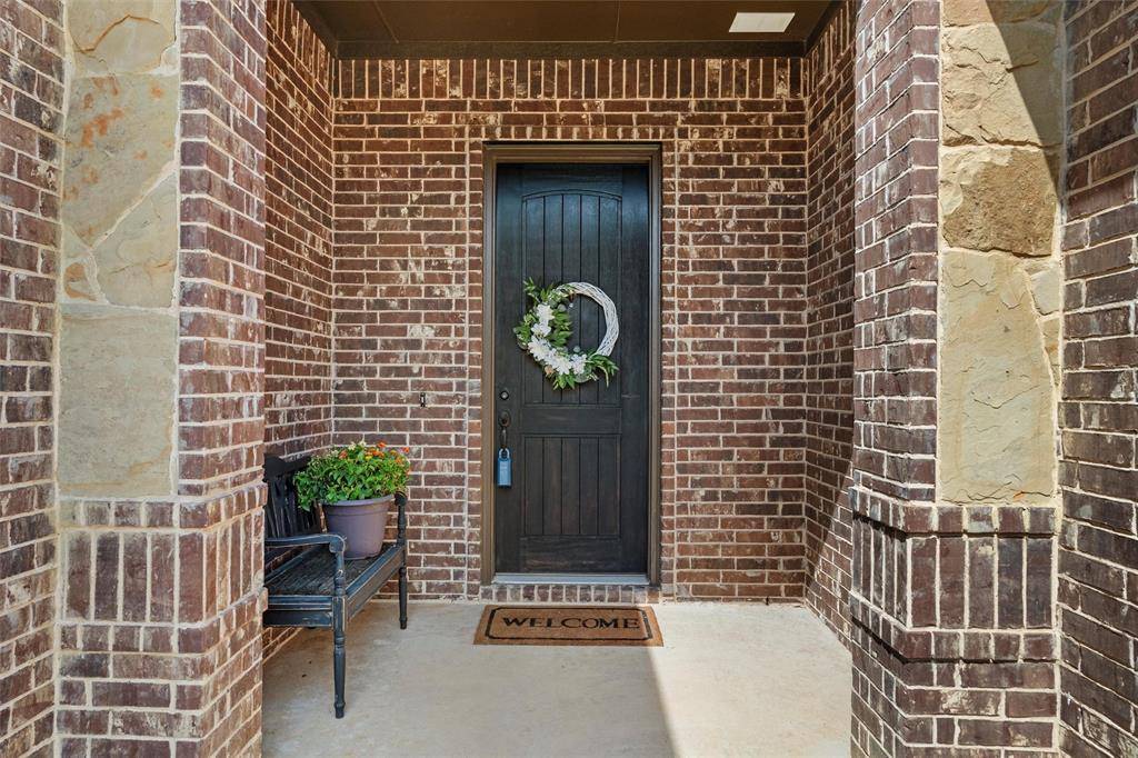 228 Prairie Oak Court, Burleson, TX 76028