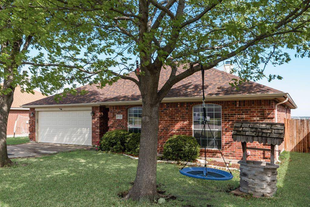 9320 Rhea Court, White Settlement, TX 76108