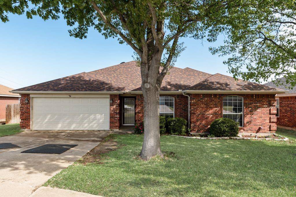 9320 Rhea Court, White Settlement, TX 76108