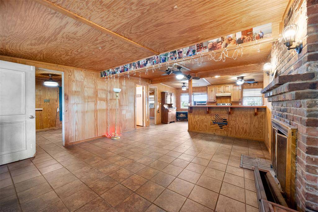 237 Linda Lee Crossing, Whitney, TX 76692