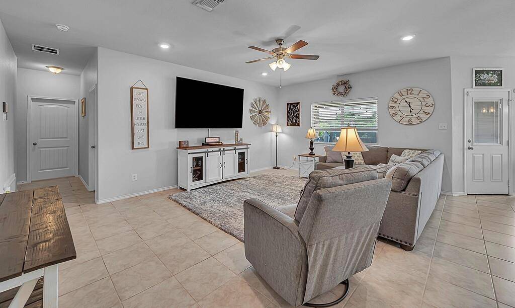 11108 Beckon Falls, Waco, TX 76708