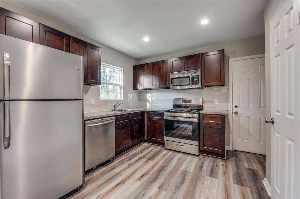 4206 Robert L Parish Sr Avenue, Dallas, TX 75210