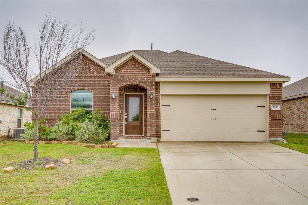 1605 River Crossing Drive, Anna, TX 75409
