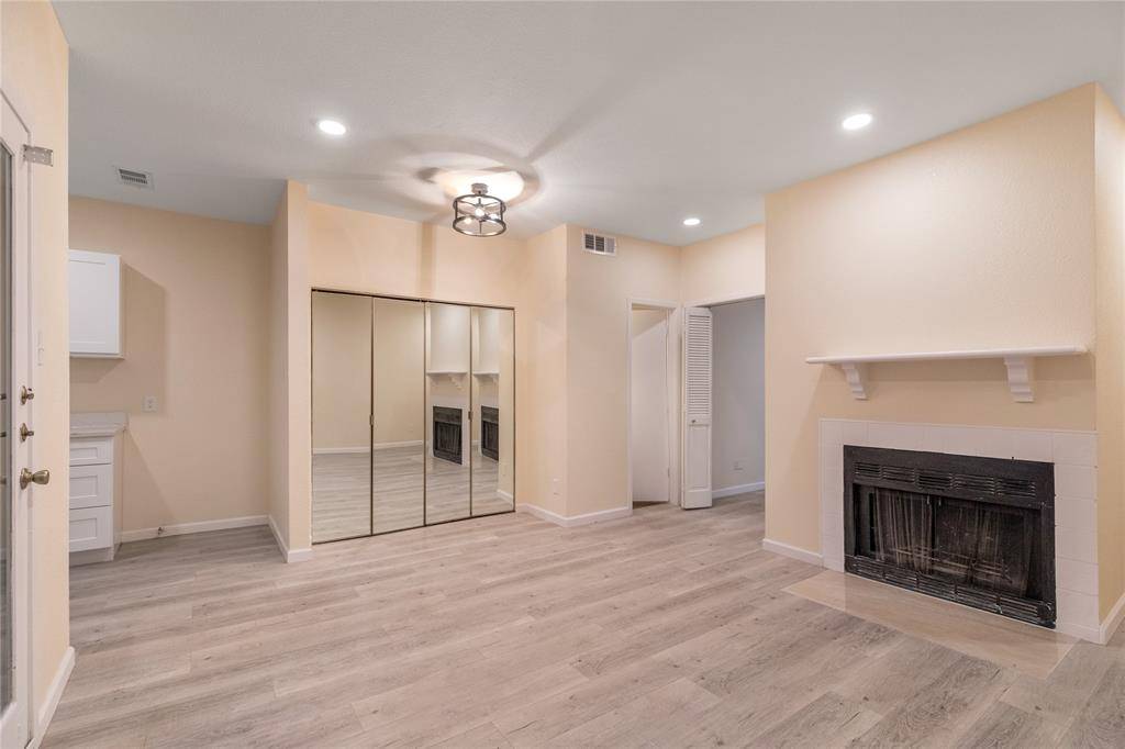 5550 Spring Valley Road #H23, Dallas, TX 75254