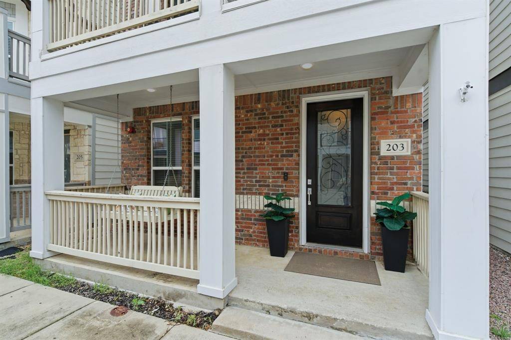 203 S Village Way, Lewisville, TX 75057