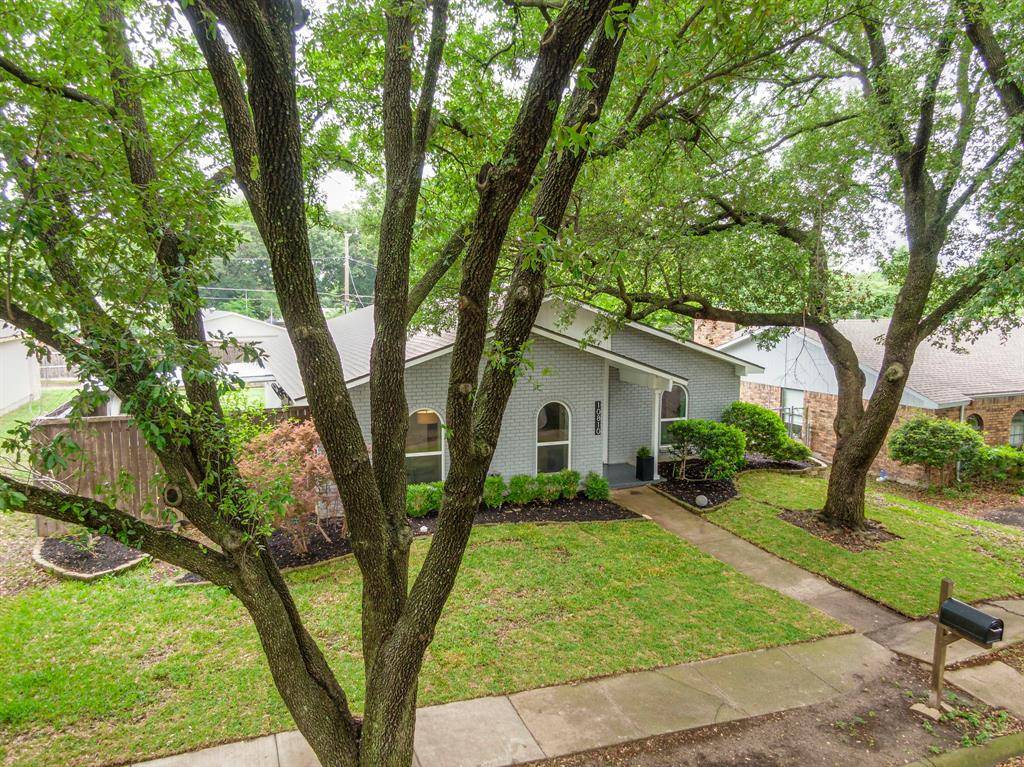 10810 Wallbrook Drive, Dallas, TX 75238