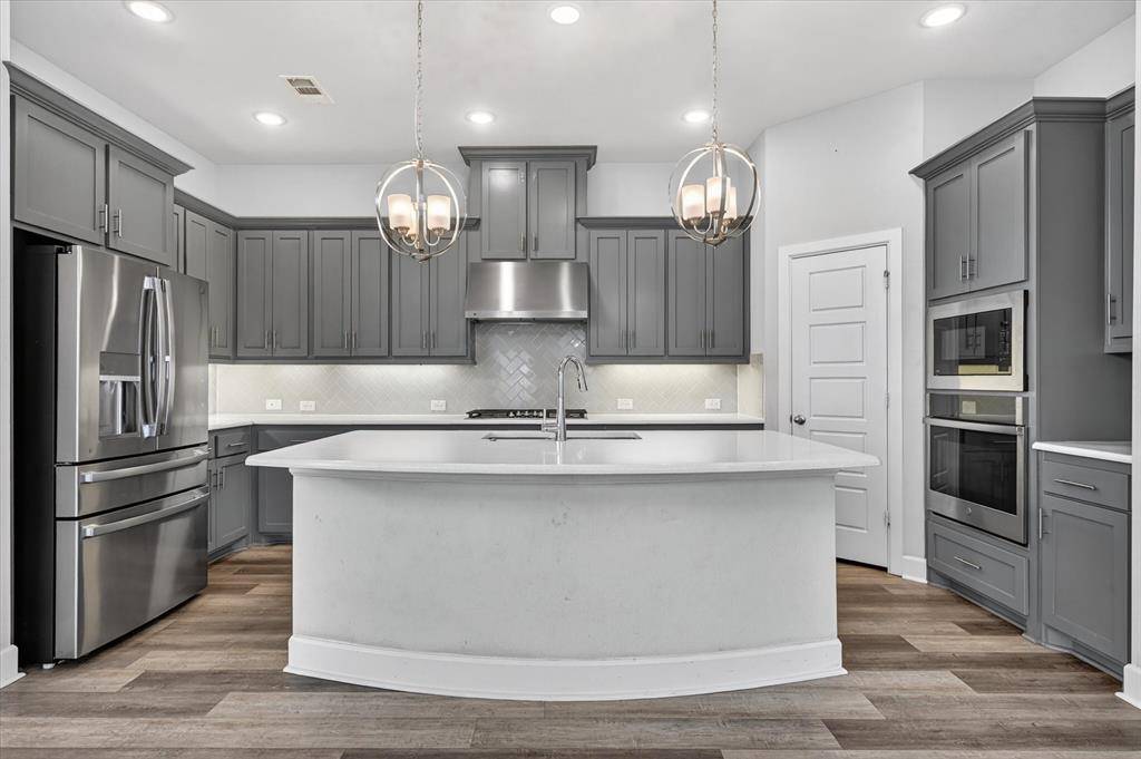 2028 Barbette Street, Fort Worth, TX 76008