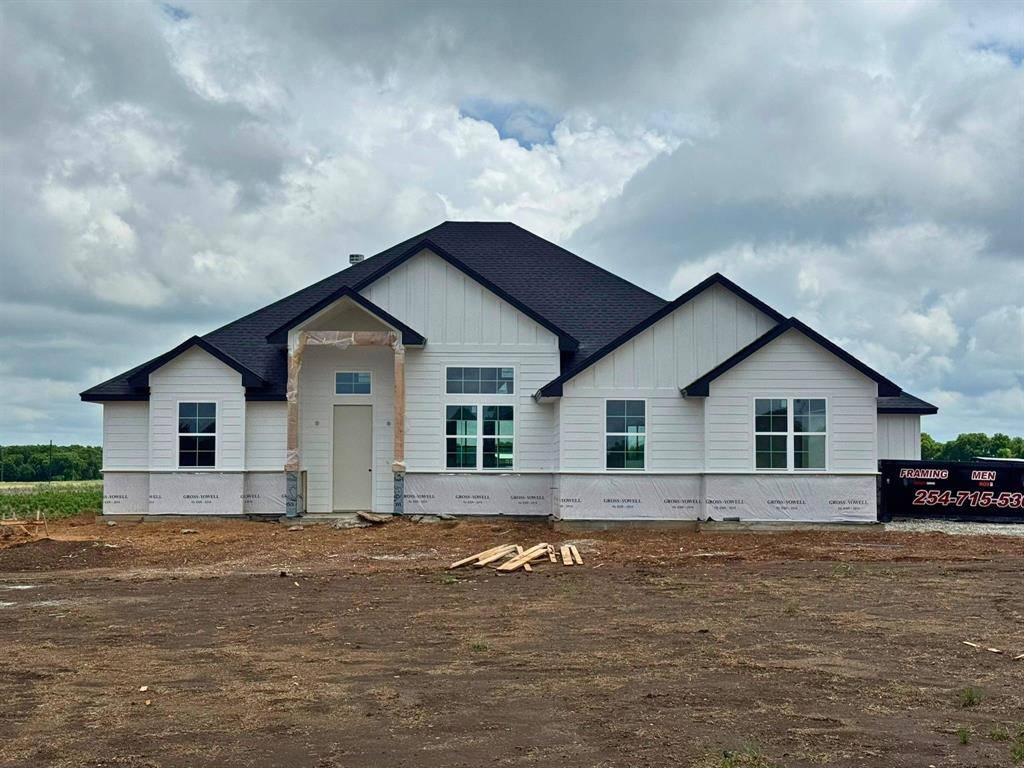 173 Willow Branch Road, Mcgregor, TX 76657