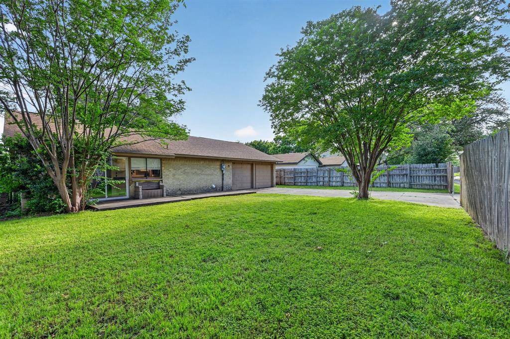 1813 Baylor Drive, Richardson, TX 75081