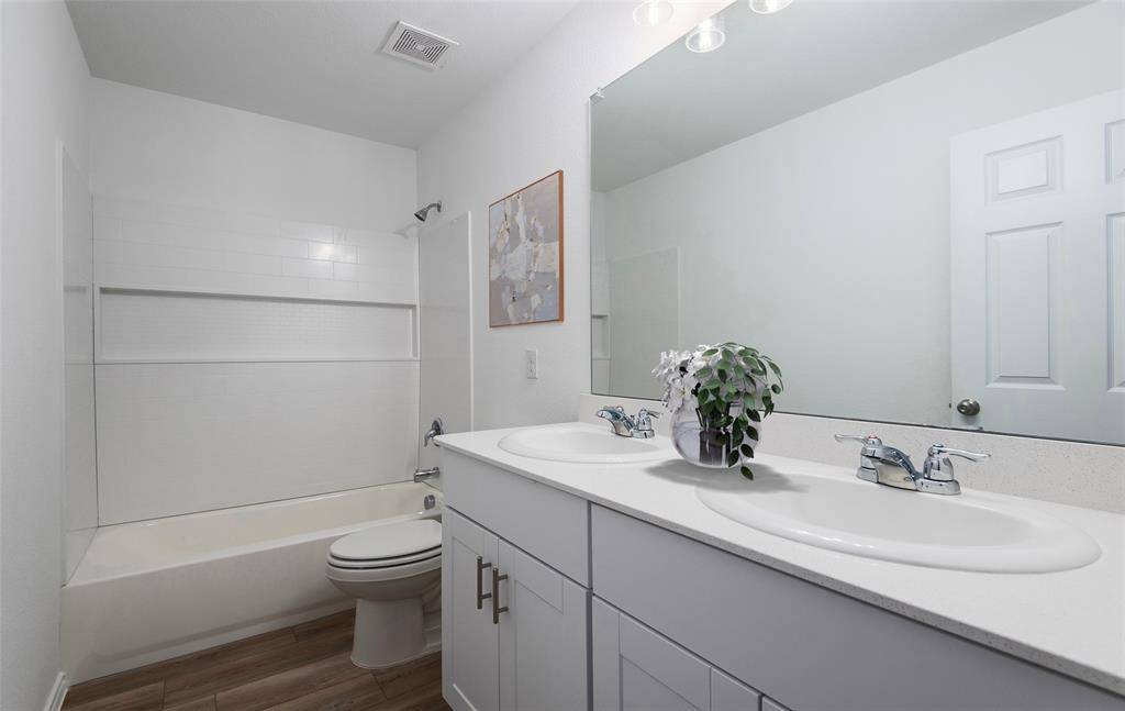 14124 Olney Drive, Pilot Point, TX 76258