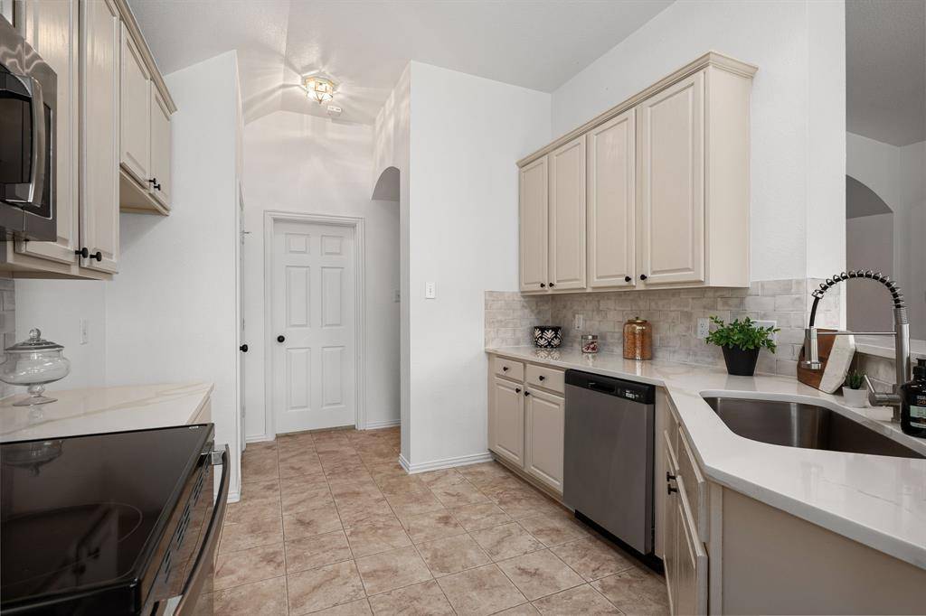 2845 Evening Mist Drive, Little Elm, TX 75068