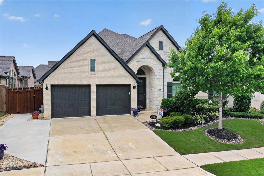 3917 Redbud Drive, Aubrey, TX 76227