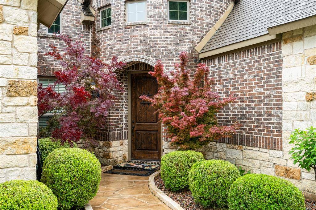 1001 Hilltop Drive, Lavon, TX 75166