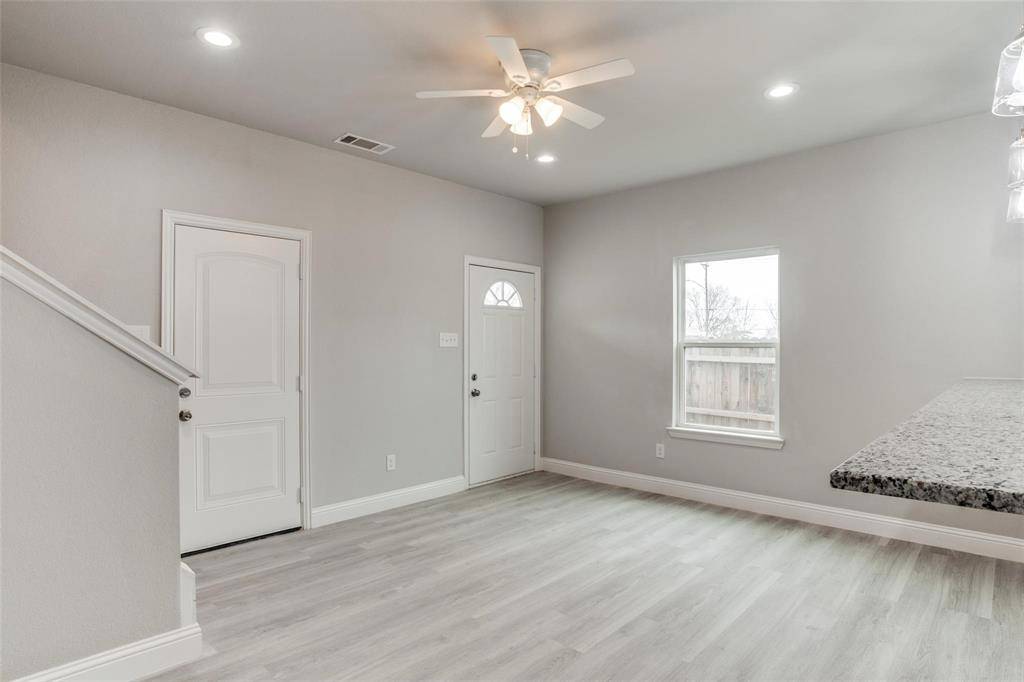 1609 Daniel Street, Fort Worth, TX 76104