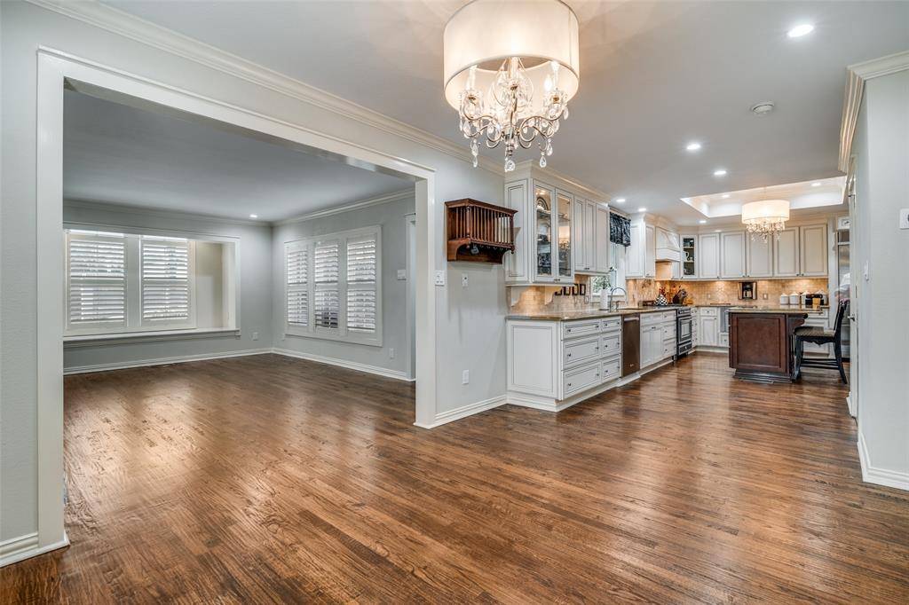 1432 Sylvan Avenue, Dallas, TX 75208