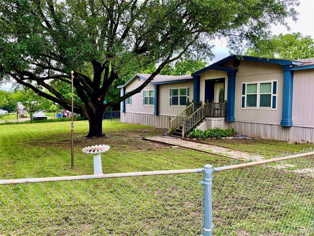 3805 Shady Lane, Joshua, TX 76058