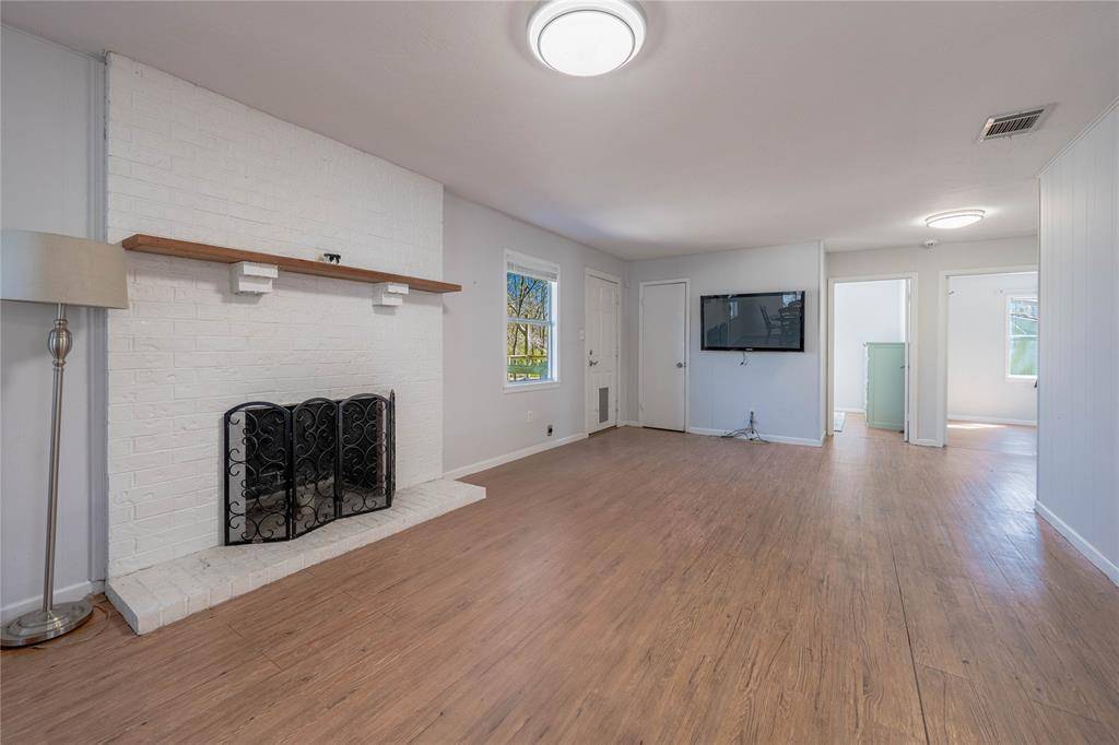 132 Mamie Drive, Malakoff, TX 75148