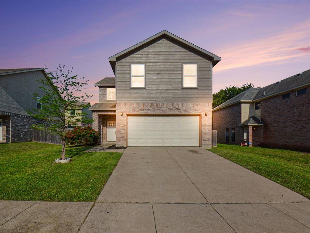 3538 Apple Valley Way, Dallas, TX 75227