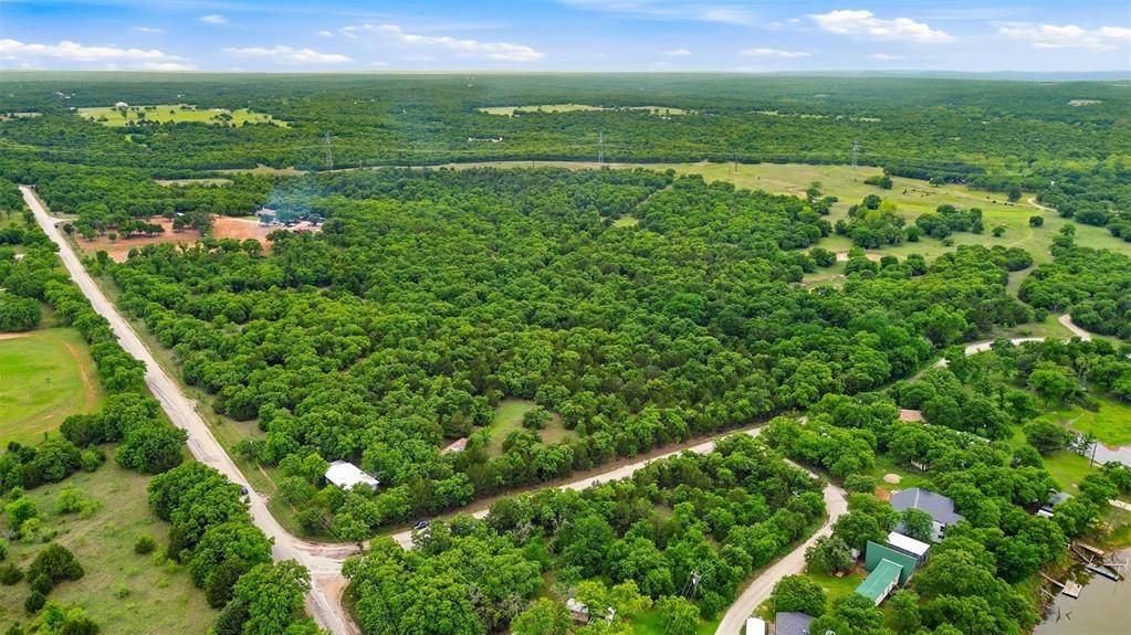 936 Carter Lake Drive, Bowie, TX 76230