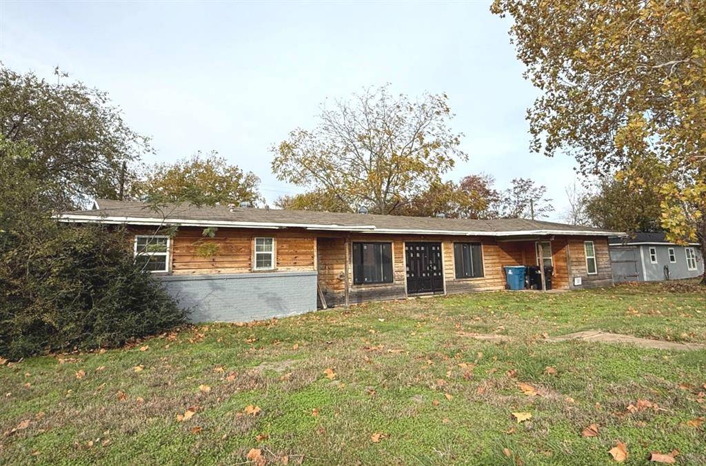 17 Macarthur Drive #B, Denison, TX 75020