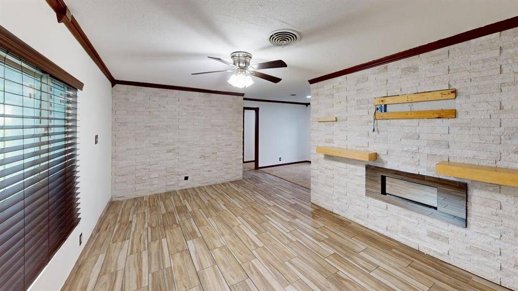 17 Macarthur Drive #B, Denison, TX 75020