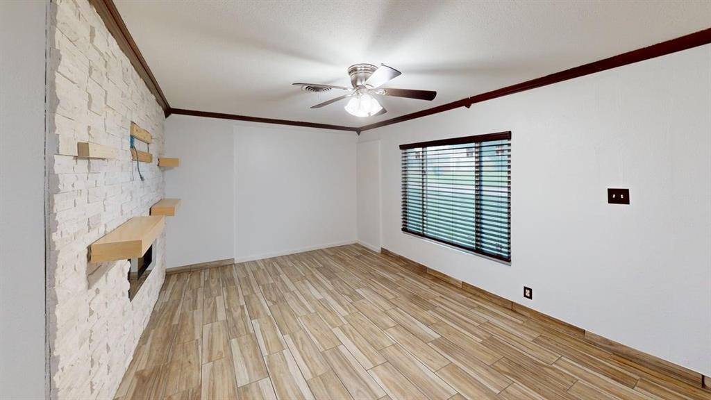 17 Macarthur Drive #B, Denison, TX 75020